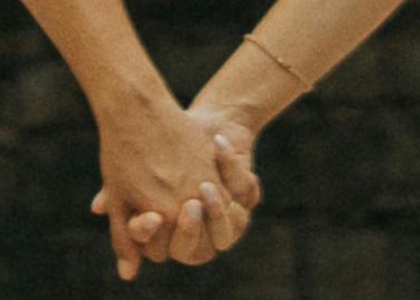 Preview Mains enlacées